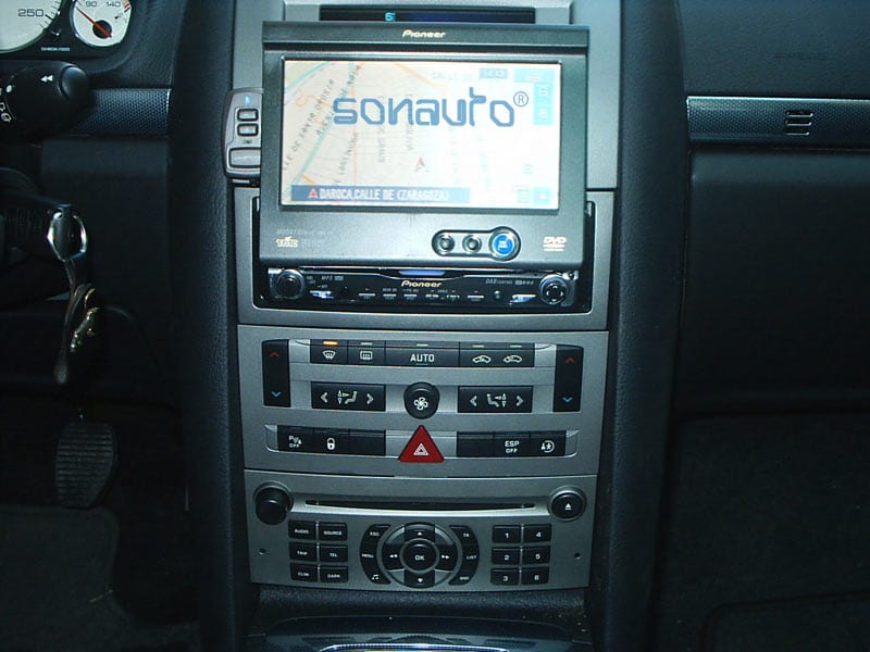 Peugeot 407 (DVD con navegador)